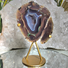 Lade das Bild in den Galerie-Viewer, Achat Druse mit Stand
