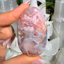 Lade das Bild in den Galerie-Viewer, Pink Amethyst mit Amethyst Taschenstein
