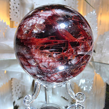 Lade das Bild in den Galerie-Viewer, Feuerquarz Kugel mit Stand
