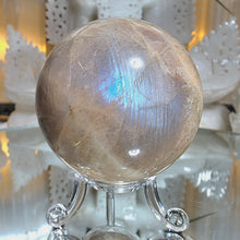 Lade das Bild in den Galerie-Viewer, Sonnenstein Mondstein Kugel mit Stand
