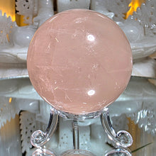 Lade das Bild in den Galerie-Viewer, Rosenquarz Kugel mit Stand
