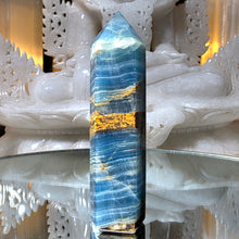 Lade das Bild in den Galerie-Viewer, Blauer Onyx Turm
