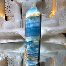 Lade das Bild in den Galerie-Viewer, Blauer Onyx Turm
