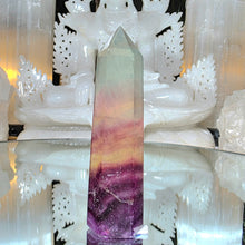 Lade das Bild in den Galerie-Viewer, Fluorit Turm
