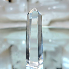 Lade das Bild in den Galerie-Viewer, Bergkristall Turm
