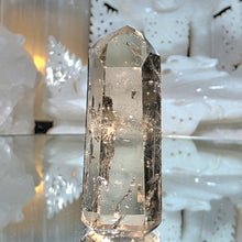 Lade das Bild in den Galerie-Viewer, Rauchquarz Turm
