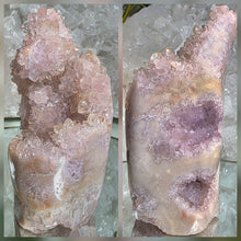 Lade das Bild in den Galerie-Viewer, Pink Amethyst mit Amethyst Freeform
