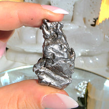 Lade das Bild in den Galerie-Viewer, Sternschnuppe Meteorit
