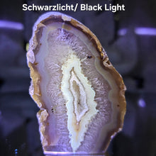 Lade das Bild in den Galerie-Viewer, Achat mit Druse (einseitig poliert)
