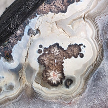 Lade das Bild in den Galerie-Viewer, Großes Amethyst Portal selbststehend
