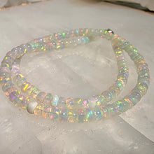 Lade das Bild in den Galerie-Viewer, Kette Äthiopischer Opal (5mm - 6mm)
