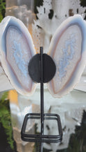 Laden und Abspielen von Videos im Galerie-Viewer, Achat Schmetterling auf Stand
