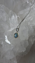 Laden und Abspielen von Videos im Galerie-Viewer, Kettenanhänger Edelopal Silber
