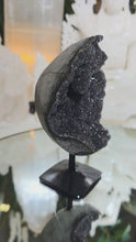 Laden und Abspielen von Videos im Galerie-Viewer, Galaxy Amethyst Cluster auf Stand
