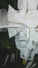 Laden und Abspielen von Videos im Galerie-Viewer, Bergkristall Turm
