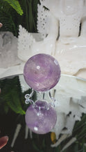 Laden und Abspielen von Videos im Galerie-Viewer, Amethyst Kugel mit Phantomen
