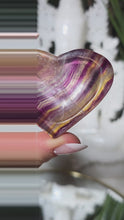 Laden und Abspielen von Videos im Galerie-Viewer, Fluorit Herz Schale
