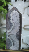 Laden und Abspielen von Videos im Galerie-Viewer, Achat Druzy Turm
