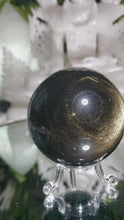 Laden und Abspielen von Videos im Galerie-Viewer, Obsidian Kugel mit goldenem Flash
