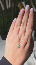 Laden und Abspielen von Videos im Galerie-Viewer, Kettenanhänger Smaragd Silber
