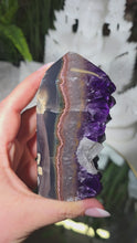 Laden und Abspielen von Videos im Galerie-Viewer, Amethyst Achat Calcit Turm
