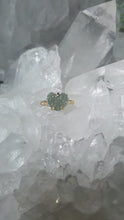 Laden und Abspielen von Videos im Galerie-Viewer, Ring Druzy Herz Gold (Ringgr. 52-54)
