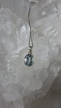 Laden und Abspielen von Videos im Galerie-Viewer, Kettenanhänger Aquamarin facettiert Silber
