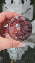 Laden und Abspielen von Videos im Galerie-Viewer, Feuerquarz Kugel mit Stand
