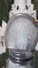 Laden und Abspielen von Videos im Galerie-Viewer, B Ware Kristall-Lampe Achat
