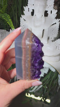 Laden und Abspielen von Videos im Galerie-Viewer, Amethyst Achat Turm
