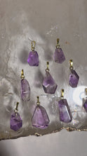 Laden und Abspielen von Videos im Galerie-Viewer, Kettenanhänger Amethyst Gold Variation
