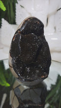 Laden und Abspielen von Videos im Galerie-Viewer, Drachenstein Septarie Ei Drachenei
