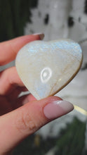 Laden und Abspielen von Videos im Galerie-Viewer, Mondstein Herz
