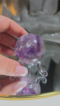 Laden und Abspielen von Videos im Galerie-Viewer, High Quality Amethyst Kugel mit Phantom
