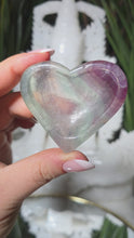 Laden und Abspielen von Videos im Galerie-Viewer, Fluorit Herz Schale

