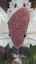 Laden und Abspielen von Videos im Galerie-Viewer, Regenbogen Amethyst auf Stand
