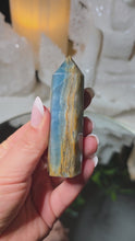 Laden und Abspielen von Videos im Galerie-Viewer, Blauer Onyx Turm
