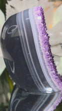Laden und Abspielen von Videos im Galerie-Viewer, Amethyst Freeform
