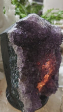 Laden und Abspielen von Videos im Galerie-Viewer, Kristall-Lampe Amethyst
