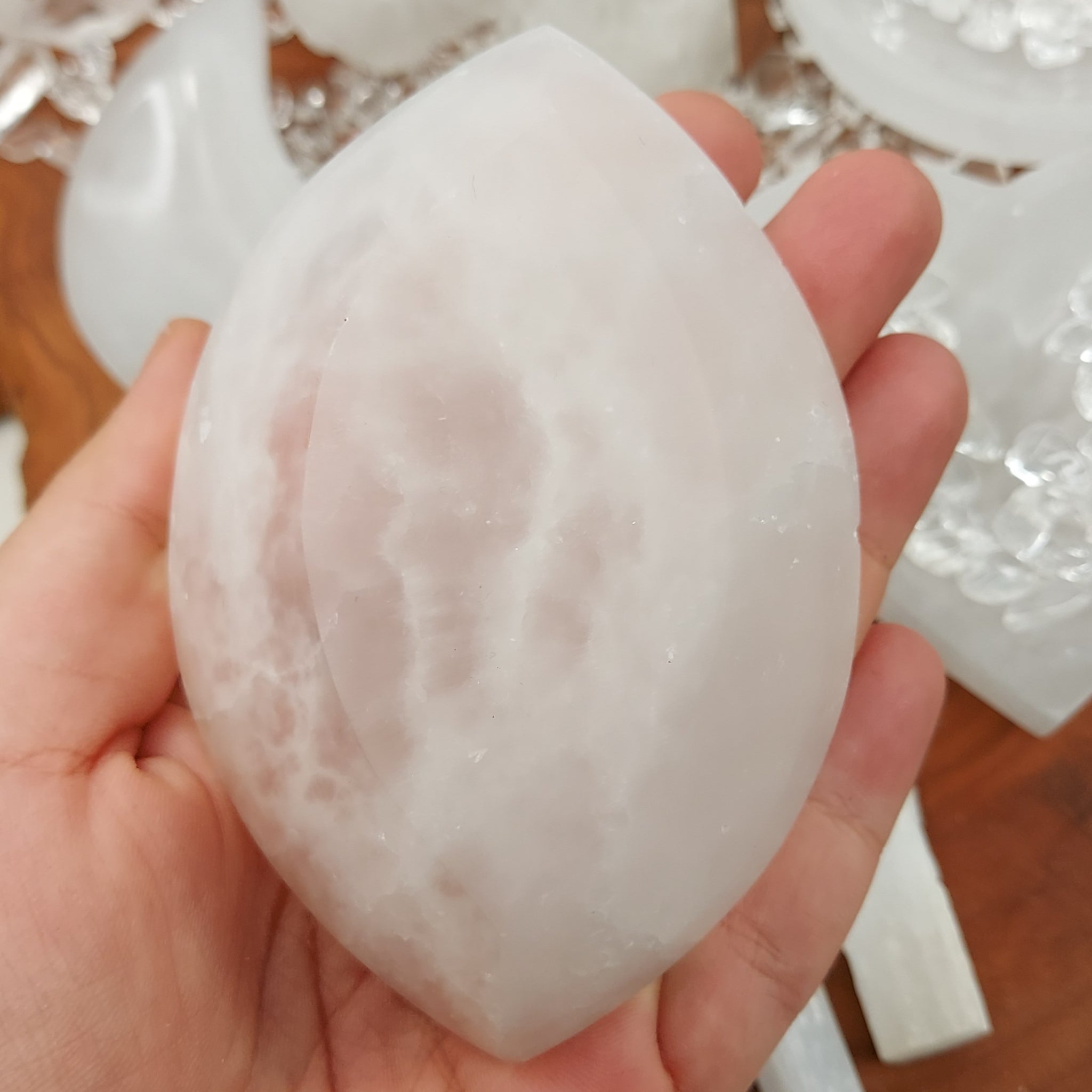 NKlaus Herz-Selenit Schale (10,5x10 Cm) – Handgefertigte Lichtschale Zur Reinigung Von Kristallen, Für Meditation & Energiearbeit
